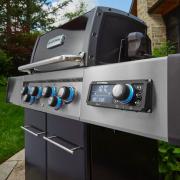 Broil King Regal Q 490 IR Gas Barbecue | LED Control Knobs