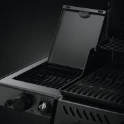 Napoleon Freestyle F425SIBPGT Gas Barbeque - view 2