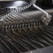 Broil King Extra Wide Grill Brush 65641 | In Use
